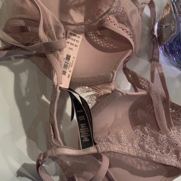 New Victoria Secret Bra Lace Sexy 32C Push Up #E11 - Picture 8 of 9